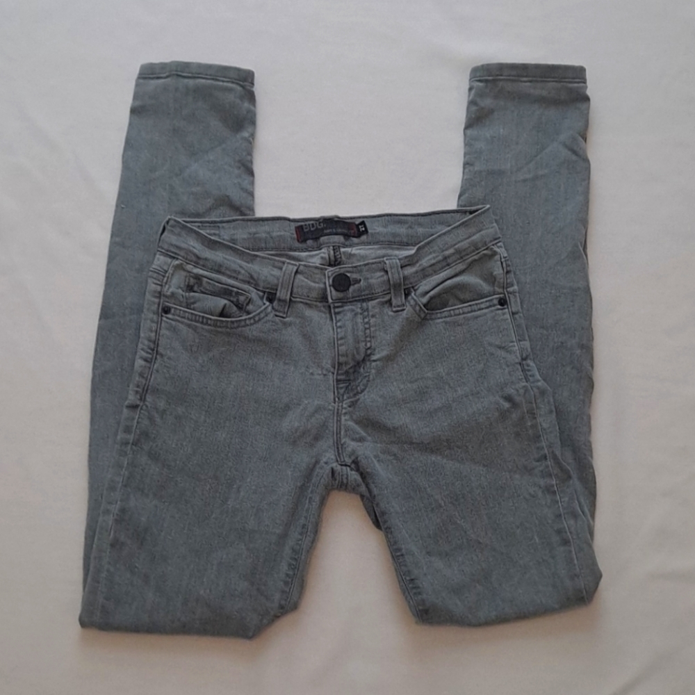 BDG Urban Outfiters Cigarette Leg Skinny Ankleโ Grey Jeans
